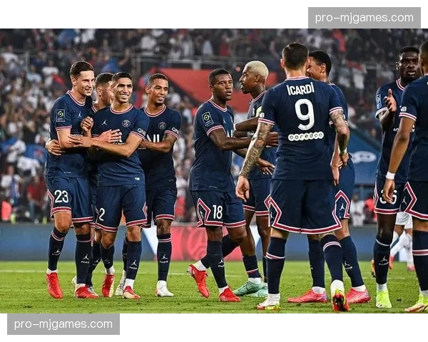 欧塞尔后卫因破坏对方明显反击机会被红牌罚下