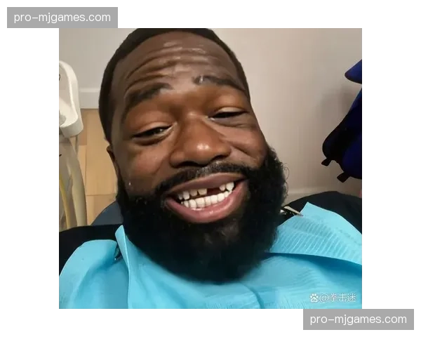 前拳王阿德里安·布罗纳因涉嫌家庭暴力事件出庭受审